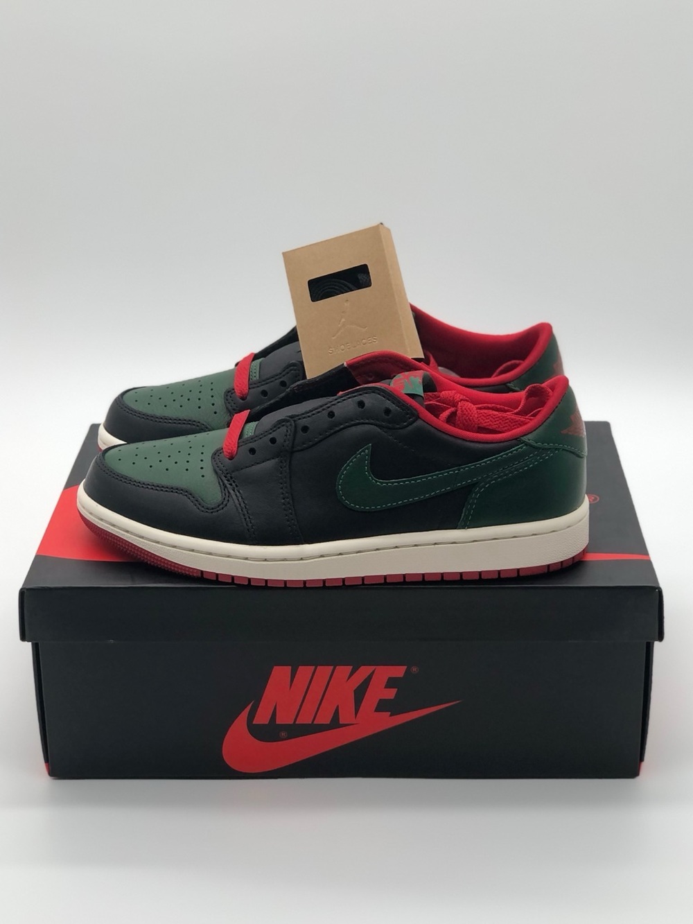 Nike Air Jordan 1 Retro Low OG Black Gorge Green Varsity Red CZ0775-036.